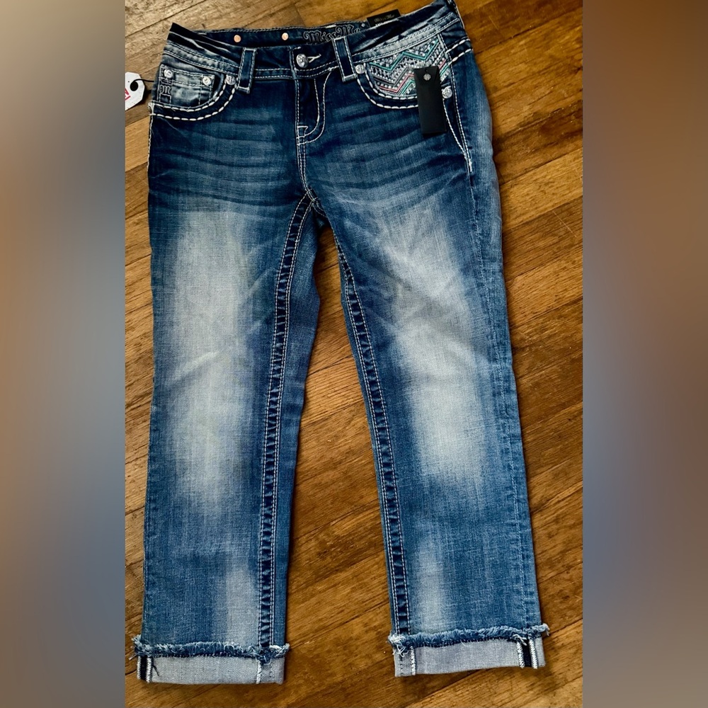 Miss Me Easy Cropped ~ Size 26 NWTS!